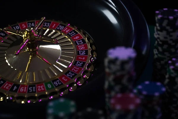 dana123 mobile app interface showing sportsbook and slot games